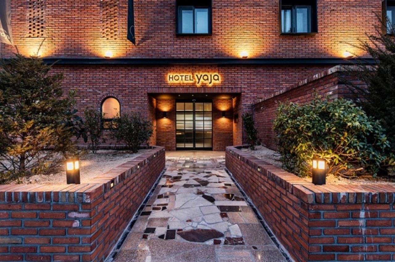 Hotel Yaja Gimhae Ngoại thất bức ảnh
