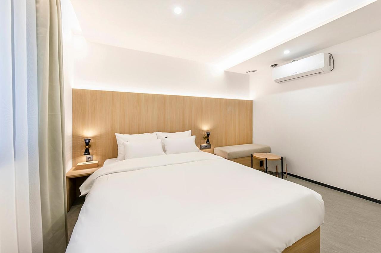 Hotel Yaja Gimhae Ngoại thất bức ảnh