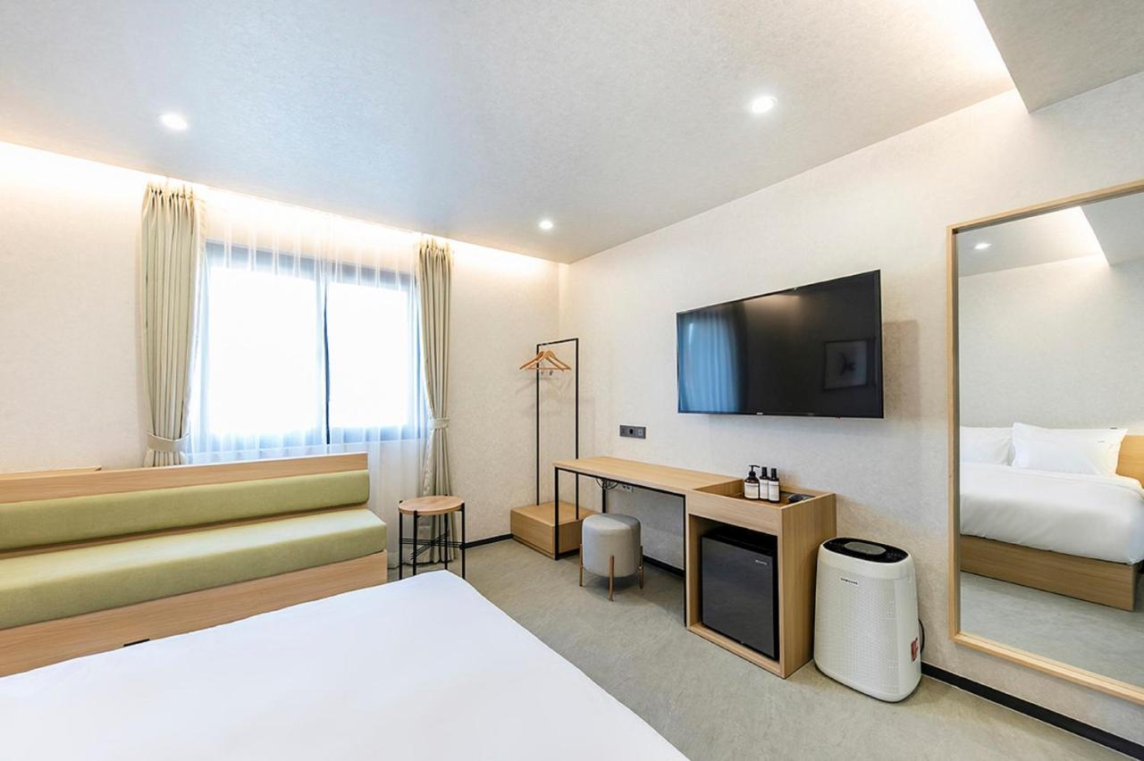 Hotel Yaja Gimhae Ngoại thất bức ảnh