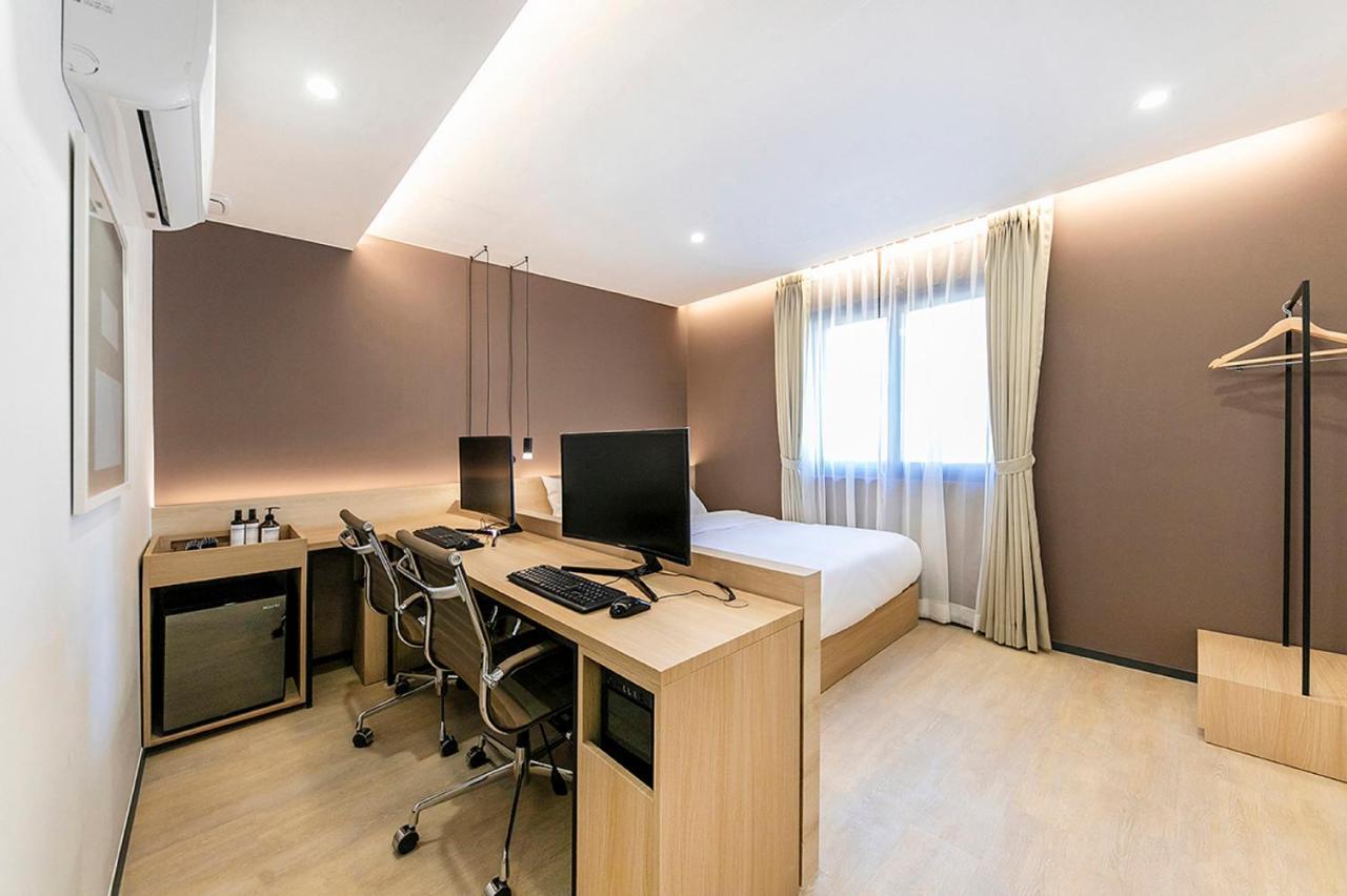 Hotel Yaja Gimhae Ngoại thất bức ảnh