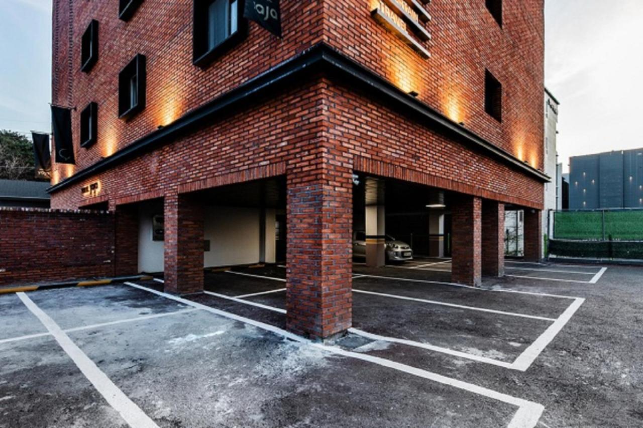 Hotel Yaja Gimhae Ngoại thất bức ảnh