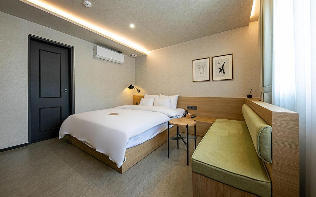 Hotel Yaja Gimhae Ngoại thất bức ảnh